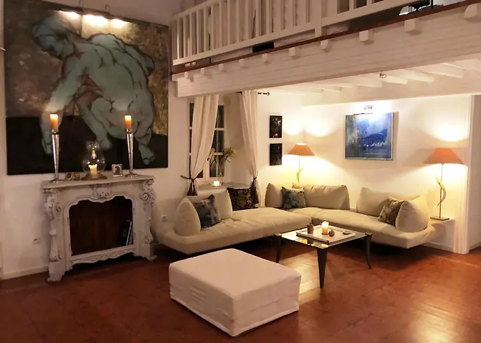 Unique Townhouse, Mykonos Chora بيت للعطل *